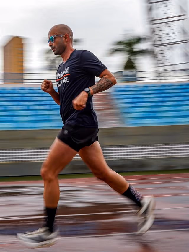 Sport Dry verde — atleta em treino